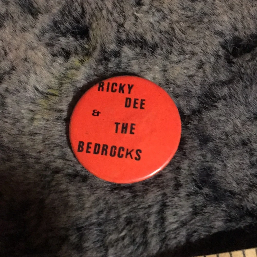 Prehistoric dinosaur button…”Oh bla di oh bla dah life goes on….Yeah those guys